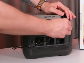 Зарядная станция, кадр из видео