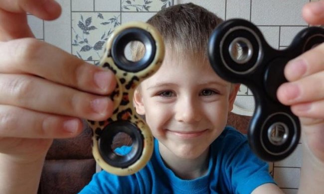 Крутим спиннер: психиатры вынесли вердикт популярной игрушке