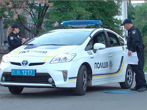 В Харькове неуправляемый грузовик снес пешехода: от мужчины остался только кроссовок