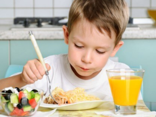 Питание, ребенок, изображение из свободных источников