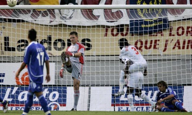 Украина упростит выдачу виз иностранцам