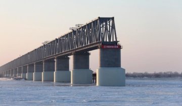 Російсько-китайський міст збудували лише на китайську половину