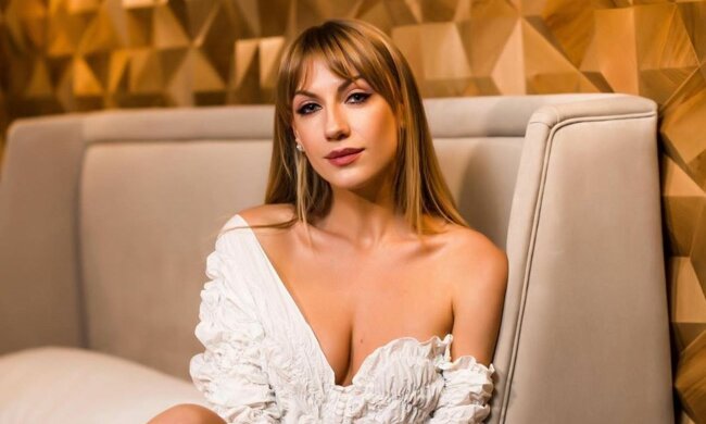 Леся Никитюк показала обручалку на пальчике: "План Б"