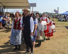 Москаль погуляє на закарпатському весільному фестивалі (фото) 