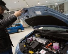 Автомобілі старше п’яти років заборонили ввозити в Україну