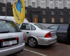 Авто на литовских номерах в Украине: поможет ли безвиз?