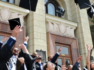 Студенти в аудиторії університету