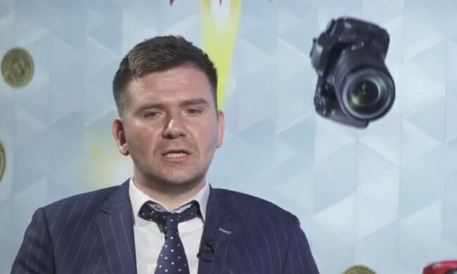 Кирилл Хомяков, скриншот видео