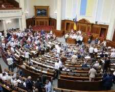 Зеленський визначився із прем'єр-міністром: "трудяга" зі стосом законопроектів займе крісло Гройсмана