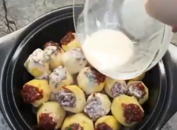 Фаршированный картофель, кадр из видео