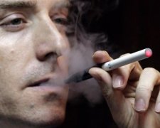 Запеклий курець знайшов у легенях дещо несподіване