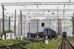 Под Запорожьем нашли обезображенные тела: пьянствовали на железнодорожных путях