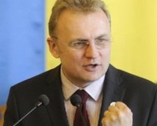 Українські мільярдери грають в опозицію