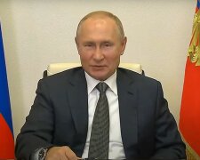 Путин протянул руки к Нобелю