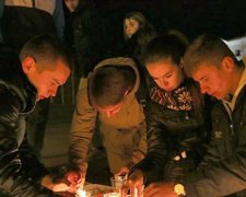 Кримчани вшанували пам'ять загиблих в авіакатастрофі А321 (фото)