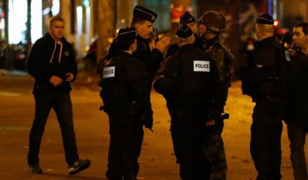 В пригороде Парижа найден пояс со взрывчаткой
