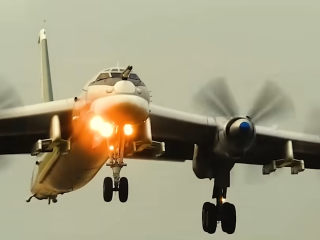 Стратегический бомбардировщик рф. Фото: скрин youtube