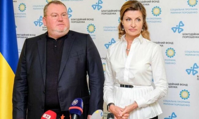 Фонд Порошенко и Команда Резниченко открыли 51 медиатеку в школах Днепропетровской области