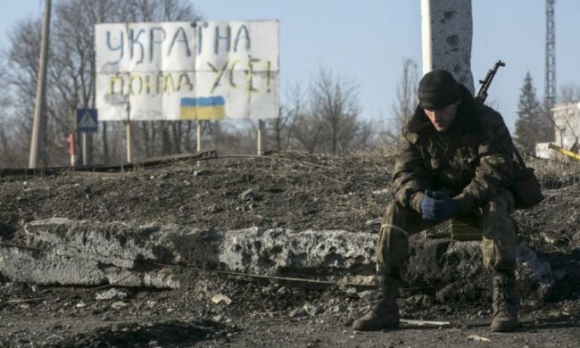 Міжнародний експерт розповів про криваву нічию на Донбасі