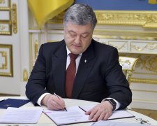 Порошенко звільнив скандального заступника голови СБУ: тепер офіційно