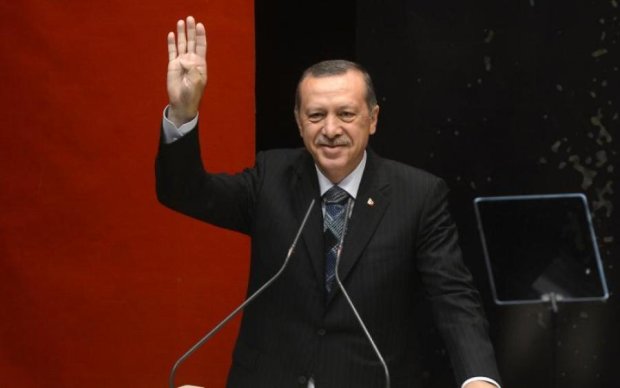Ердоган покроково копіює Путіна