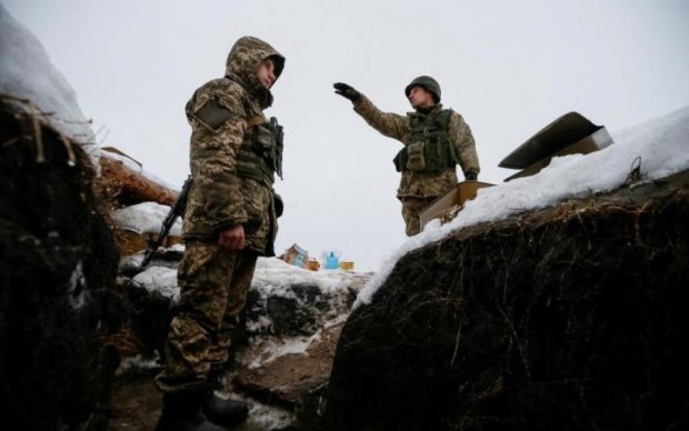 Украинцам показали, как наши герои задержали боевика на поле боя