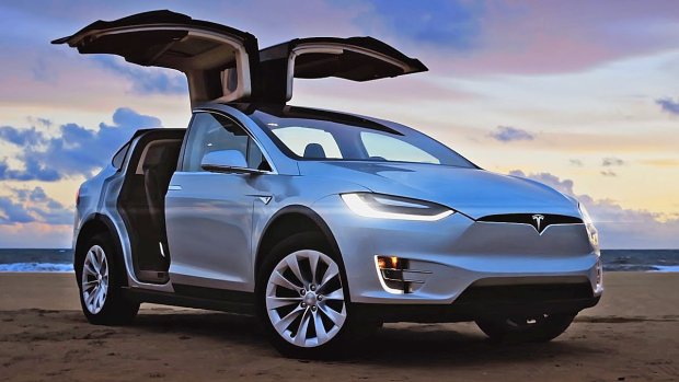 Маск обучит авто Tesla новым трюкам