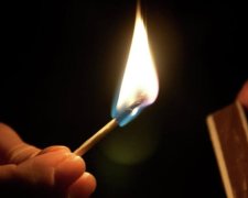 Бойовики спалюють власні помешкання