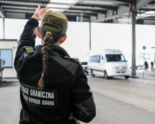 Прикордонниця, кордон із Польщею