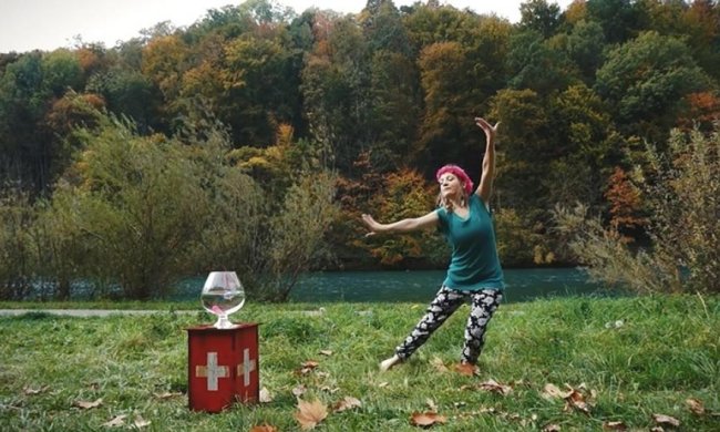 Журнал змусив науковців захищати дисертацію ногами (ВІДЕО)