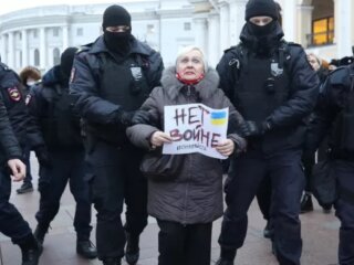 антивоєнна акція в Росії. Фото: David Frenkel