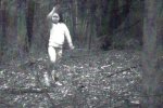 Дівчинка-привид наполохала американське містечко: відео