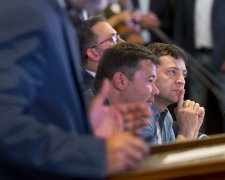 Головне за ніч: "обезголовлена" Зеленським СБУ, обмін полоненими та нові ціни на комуналку