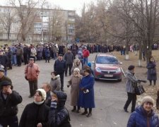 Суровые правила: как остаться живым в "стране" Плотницкого