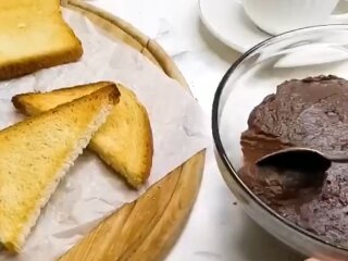 Плавлений сир, скріншот з відео
