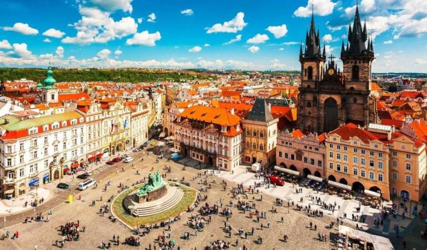 Чехия мечтает поскорее трудоустроить украинцев