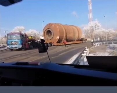 На вулиці Хмельницького вивели військову техніку, очевидці в шоці: "Я боюся..."
