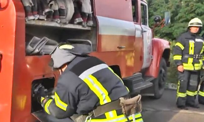 Пожежники, скріншот: YouTube