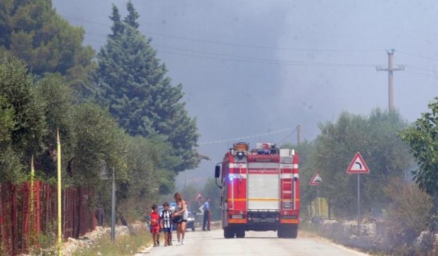 Шесть человек погибли при взрыве на фабрике фейерверков в Испании