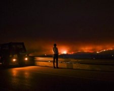 Головне за ніч: жахи у Португалії та фантастика від Порошенка