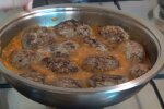 Гречаники в соусі / скріншот з відео