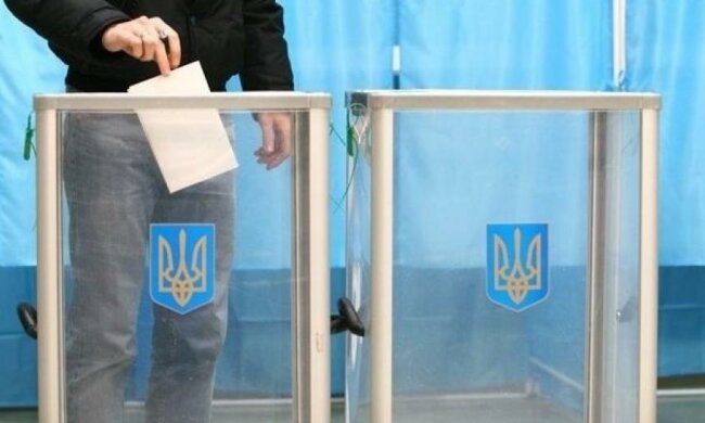 Выборы в Мариуполе: «Азов» с людьми Ахметова контролируют безопасность 