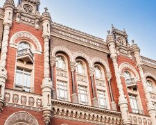 НБУ интервенции межбанк доллар