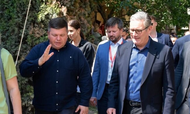 Визит солидарности и поддержки: Прем-министр Великобритании Кир Стармер посетил Подольский район столицы