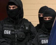 Укрзализныця попалась на незаконных сделках с агрессором
