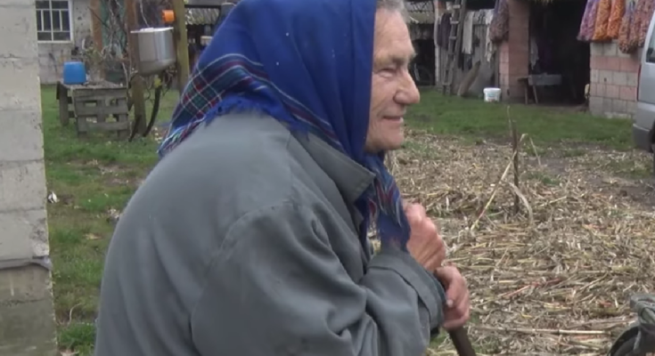 Пенсіонерка. Фото: скрін youtube
