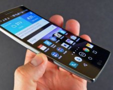 LG согнет несгибаемые смартфоны