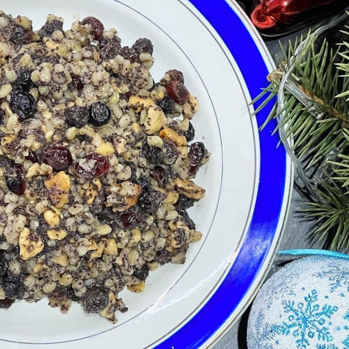 Рецепт богатой кутьи из пшеничной каши с маком - вкусный и полезный завтрак