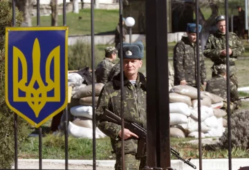 Військові б'ють один одного: кому довірили захищати українців