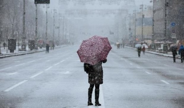 По всій території України синоптики оголосили штормове попередження 